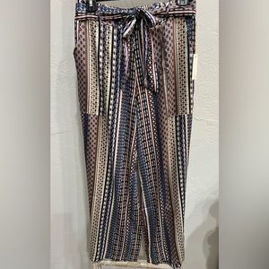 Ava James dress pants NWT, size M